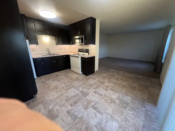 1 Mayfair Dr, Chico, CA 95973