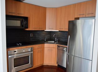 1003 N 2nd St #304, Philadelphia, PA 19123