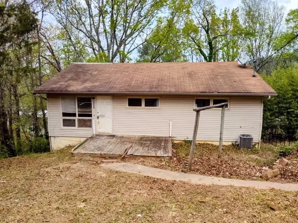 1619 Charlotte Ave, Anniston, AL 36207