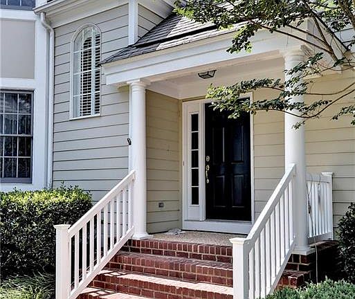 2nd image of 3415 Avery Cir