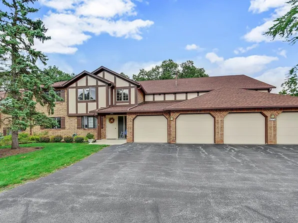 7734 W Foresthill Ln APT 2CR, Palos Heights, IL 60463