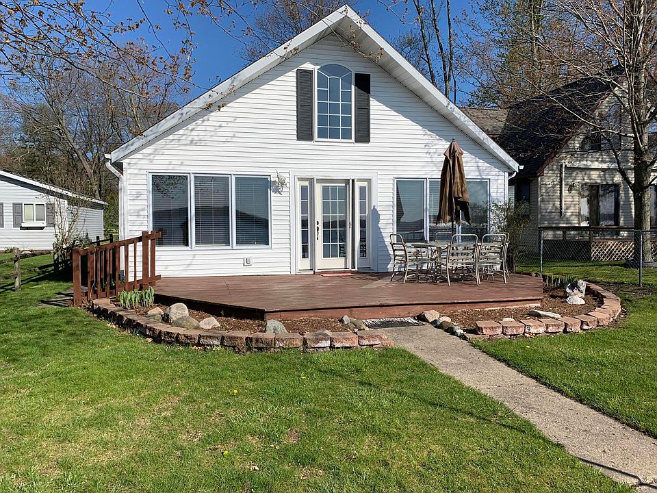 1st image of 2771 Russell Dr