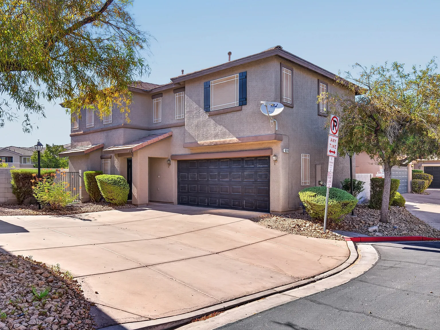 4 bed, 2.5 bath, 1595 sqft, $2,250 — Photo 3