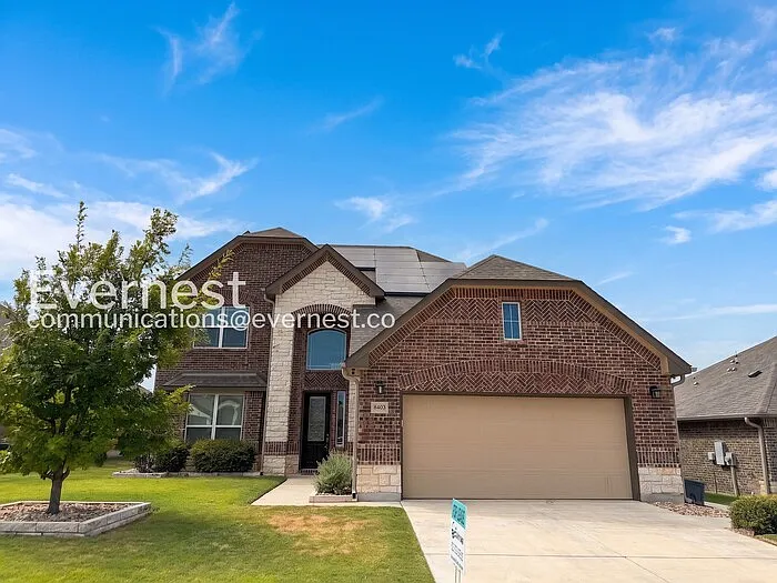 4 bed, 3.5 bath, 2755 sqft, $2,650 — Photo 1