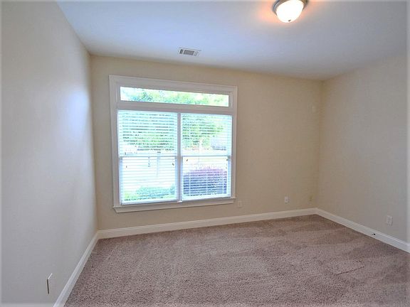4th image of 1572 Park Hollow Ln