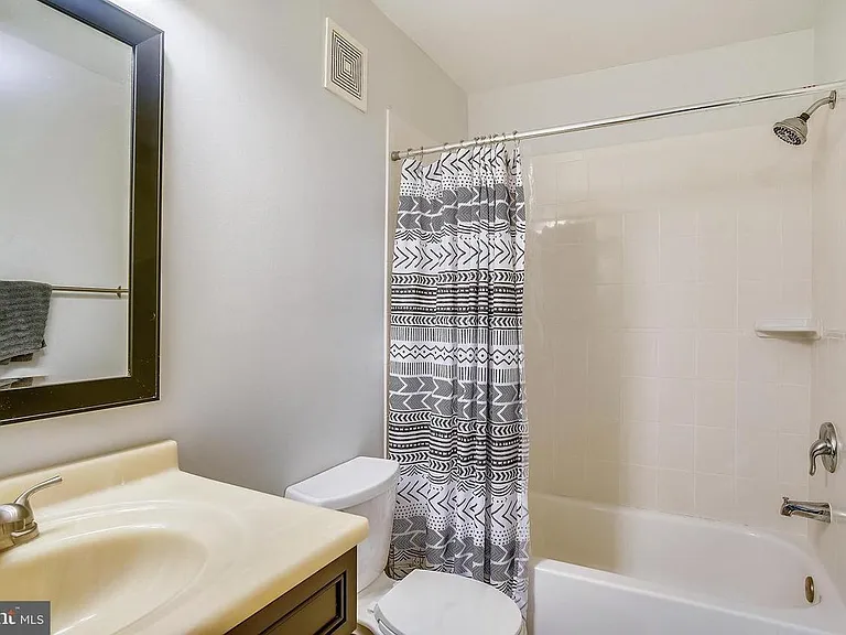 14 Windbrooke Cir — Photo 27