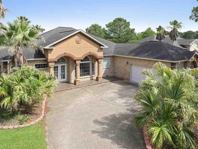 354 Cypress Lake Dr, Gulf Shores, AL, 36542