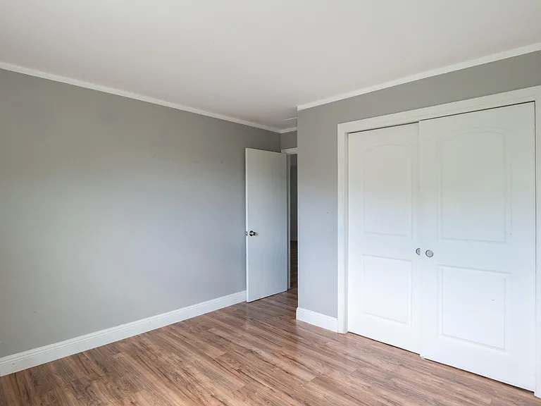 715 N Swinton Ave #2A — Photo 8