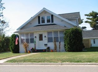 1004 S Randall Ave, Rhinelander, WI 54501