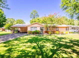 1317 Fairlane Dr, Conway, AR 72034