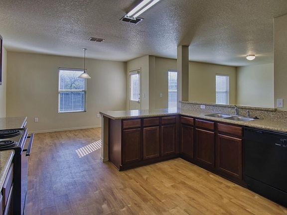 5th image of 10702 Goose Way