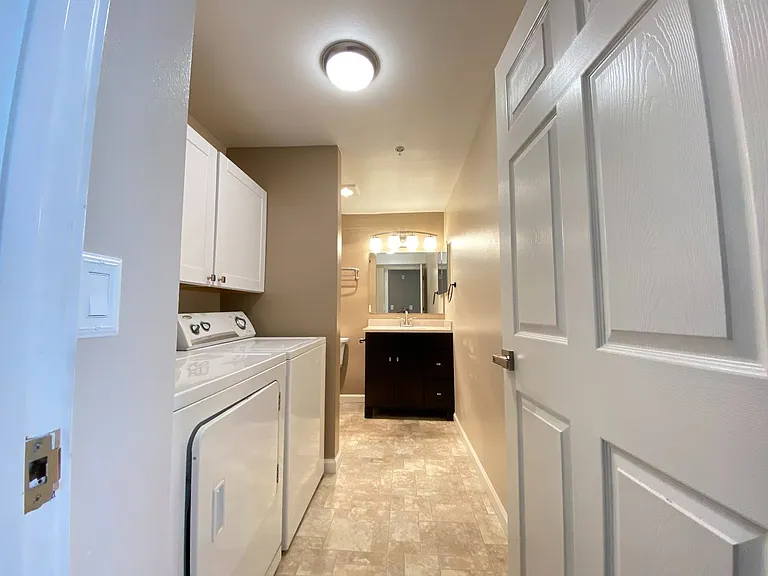 936 Village Way — Photo 17