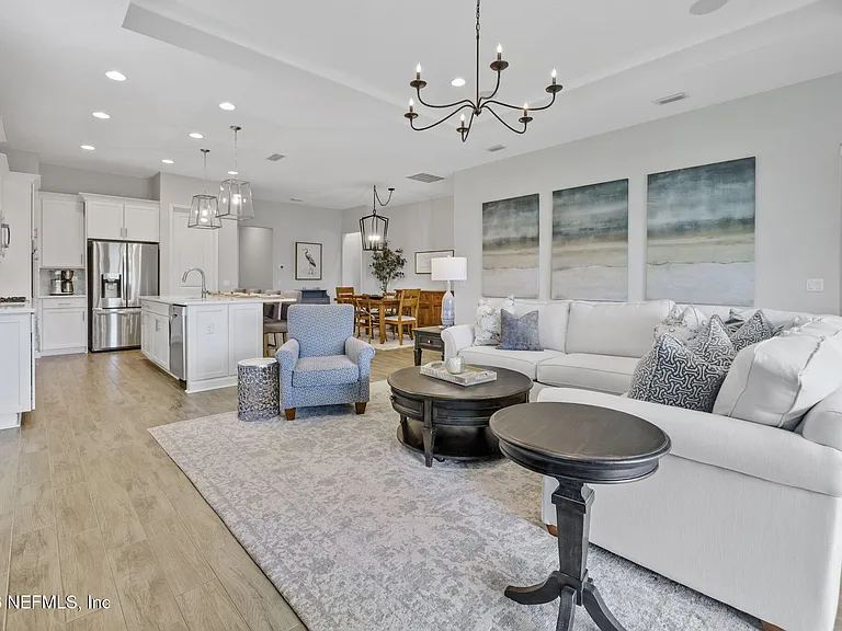 102 Seabrook Dr — Photo 18