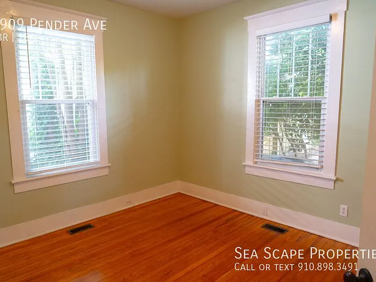 1909 Pender Ave — Photo 18