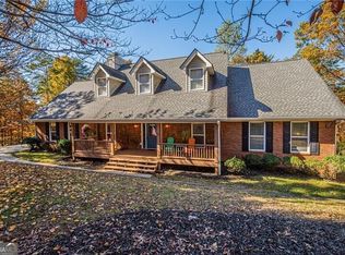 64 High View Ln, Dahlonega, GA 30533