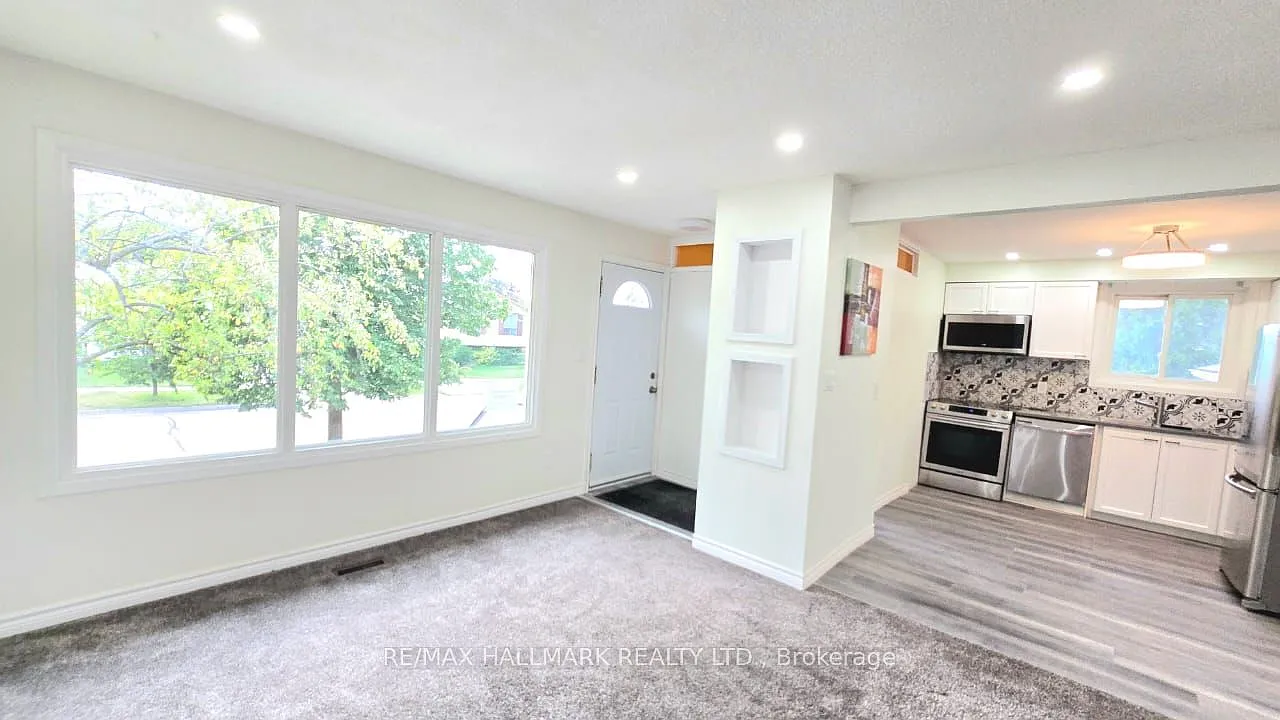 3 bed, $2,400 — Photo 3