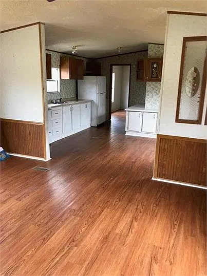 515 Harper Lot 5 — Photo 3