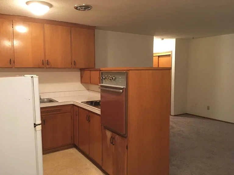 Shore View Apartments — Photo 7