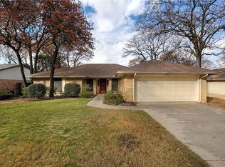 3500 Walden Trl, Arlington, TX 76016