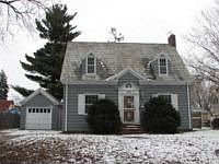 1st image of 2546 Taylor St NE