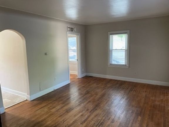 2nd image of 28 Gold Ave SW #30-02