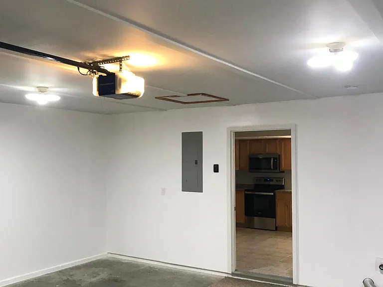 815 W Illinois Ave — Photo 12