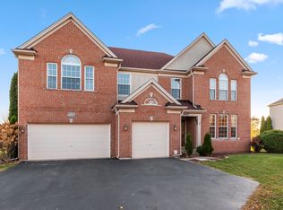3407 Green Pastures Rd, Carpentersville, IL 60110