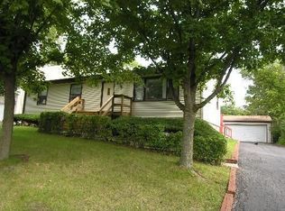 23569 N East Rd, Lake Zurich, IL 60047