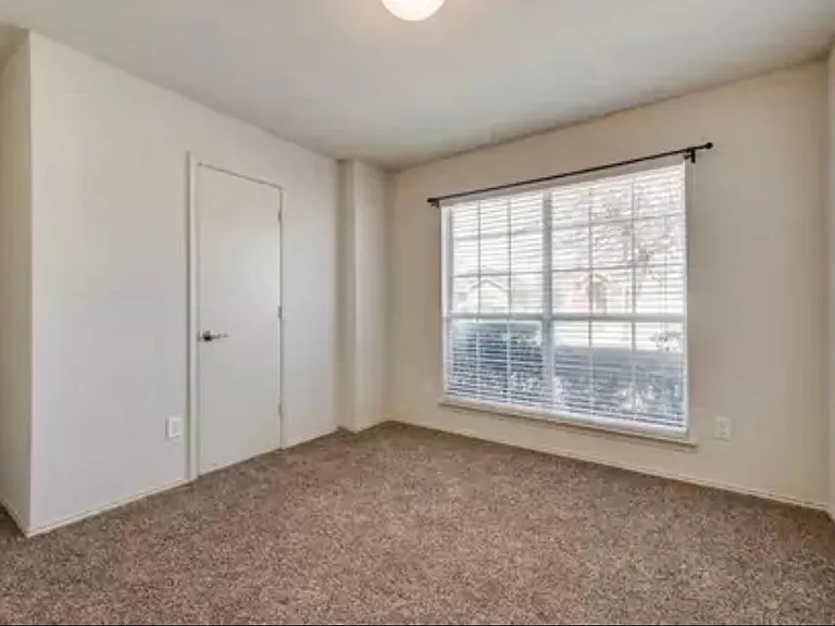 8336 Riversprings Dr — Photo 7