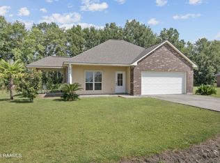 1059 Bridgetowne Ln, Breaux Bridge, LA 70517