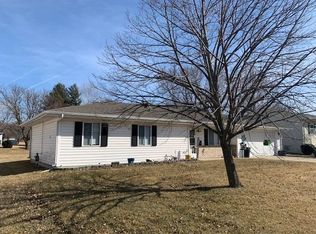 1003 Cherry Hills Dr, Shenandoah, IA 51601