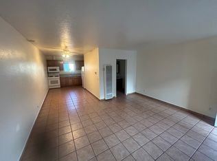 370 Walnut Ave APT 15, Carlsbad, CA 92008
