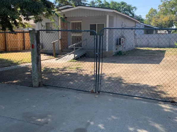 109 Maple St, Modesto, CA 95351