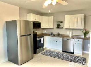 940 Willow St APT D, Pottstown, PA 19464