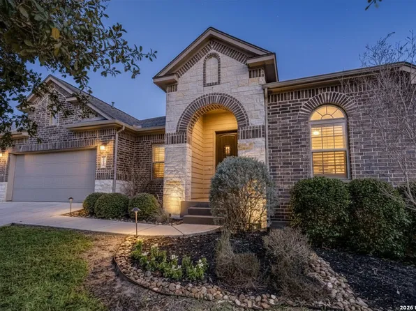 112 Hagen Dr, Boerne, TX 78006