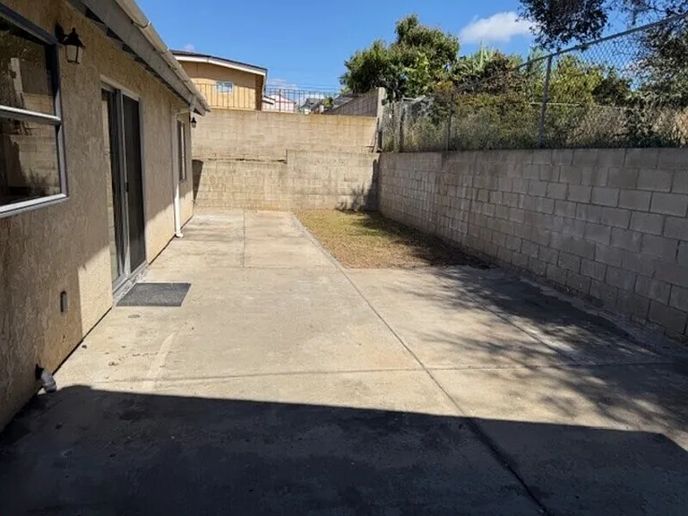 1609 Grove St #B — Photo 34