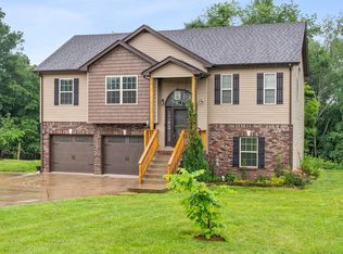 1220 Grays Chapel Rd, Southside, TN 37171