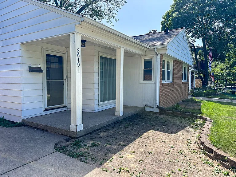 2610 Albert Dr SE — Photo 21