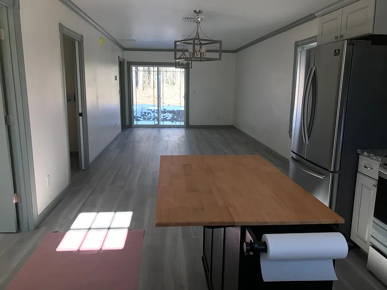 40 Albert Ave — Photo 13