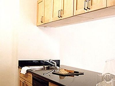 4th image of 323 W 96th St APT 207