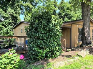 75 Racing Ln, Hendersonville, NC 28792