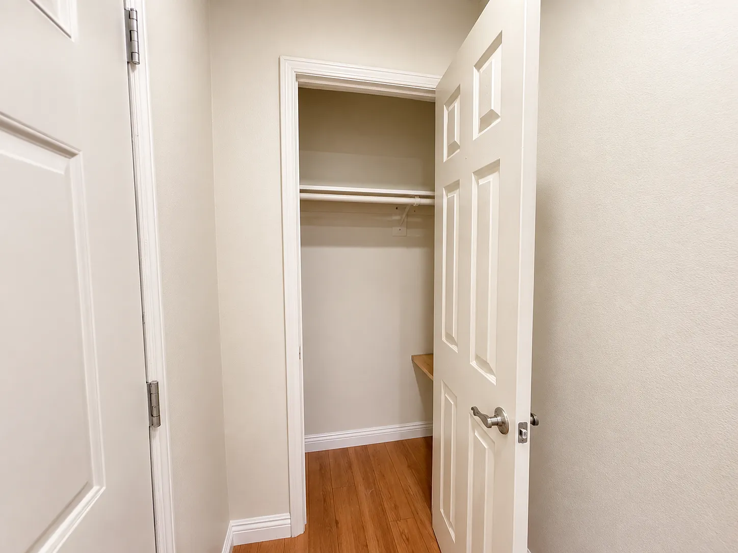 2 bed, 1000 sqft, $2,950 — Photo 4
