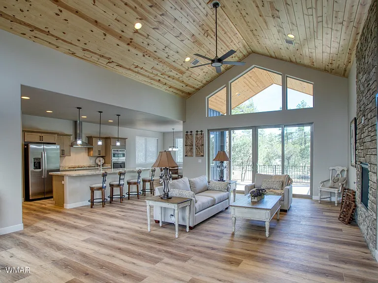 2141 W Whispering Springs Rd — Photo 5
