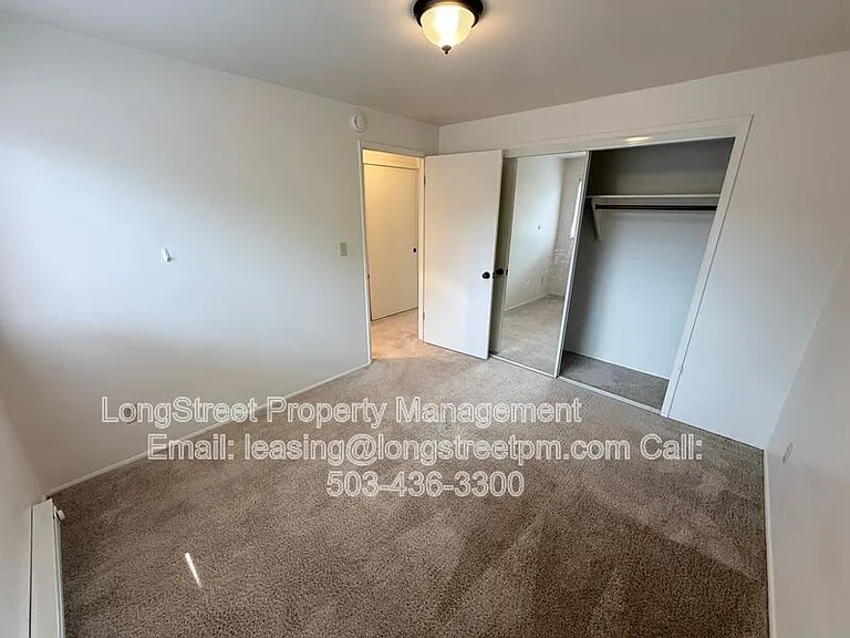 2612 NW Tyler Ave — Photo 10
