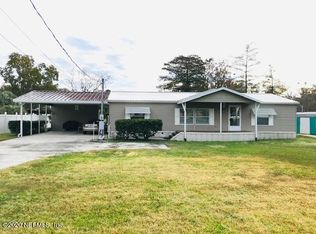 162 Waterway Ave, Satsuma, FL 32189