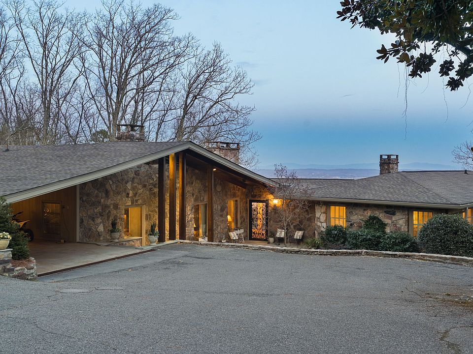1st image of 1001 Fleetwood Dr