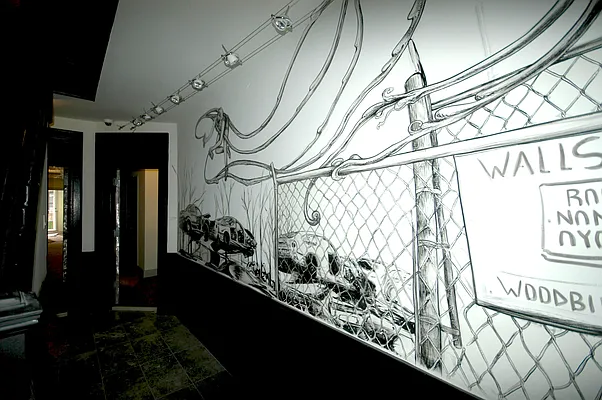 Rented by Realty Advisors Group | media 82