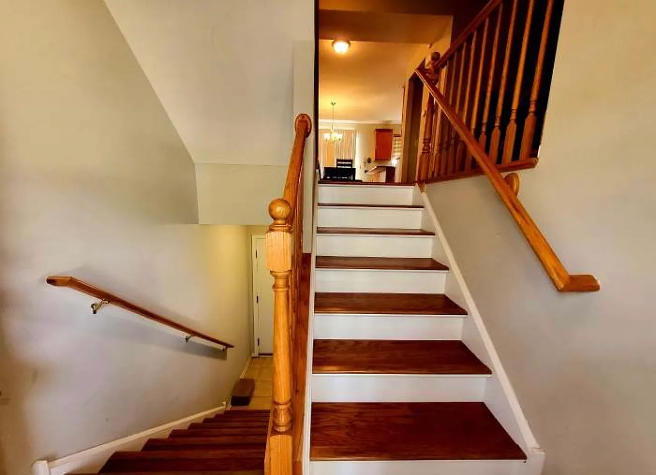 3 bed, 2.5 bath, 1704 sqft, $3,050 — Photo 3