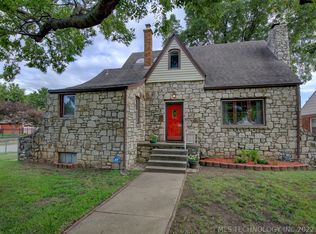 2448 E 2nd St, Tulsa, OK 74104