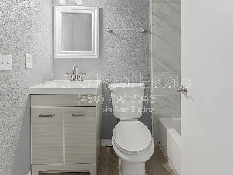 1077 W 1st St #203 — Photo 14